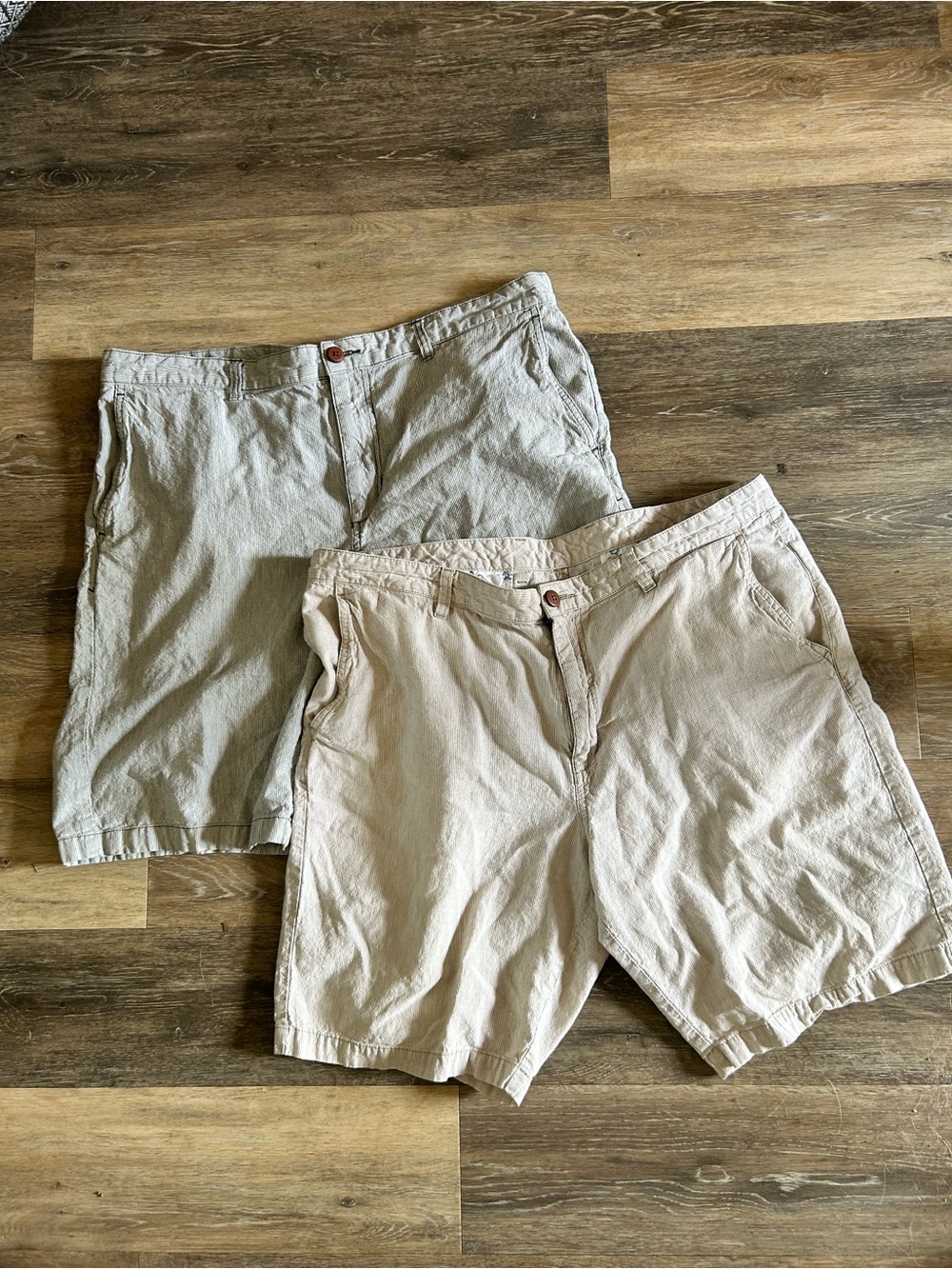 Lot Of 2 Tommy Bahama Bermuda Shorts Size 40 Tan Green Stripes Casual Coastal